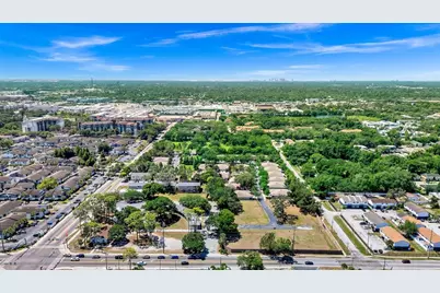 2011 Villa Sites Drive, Tampa, FL 33612 - Photo 92