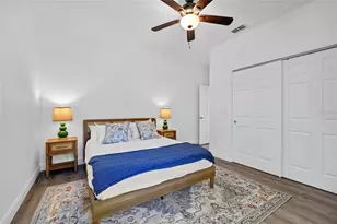 2011 Villa Sites Dr, Tampa, FL 33612 - Photo 4