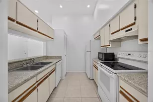 102 Edgewater Cir, Sanford, FL 32773 - Photo 6