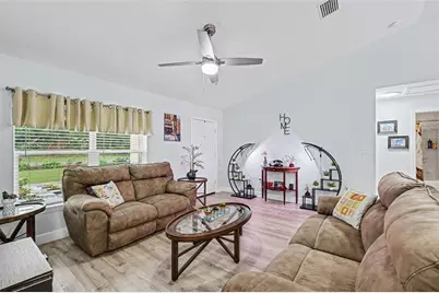 2467 SW 168th Loop, Ocala, FL 34473 - Photo 2