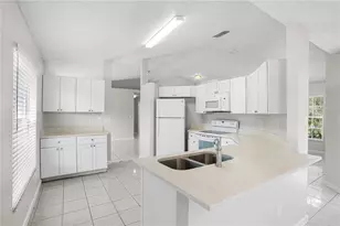 636 Regency Way, Kissimmee, FL 34758 - Photo 12