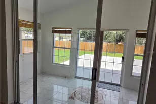 2525 Hikers Ct, Kissimmee, FL 34743 - Photo 38