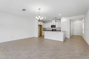 647 Meadows Edge Pl, Lake Wales, FL 33859 - Photo 6