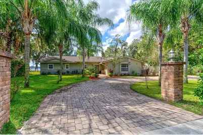 9793 Lake Georgia Drive, Orlando, FL 32817 - Photo 2