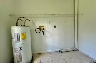 1435 NE 22nd Ave, Gainesville, FL 32609 - Photo 10