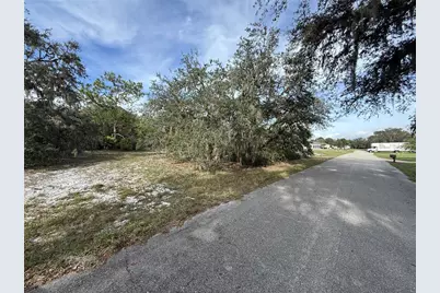 209 Robinhood Terrace, Sebring, FL 33876 - Photo 4