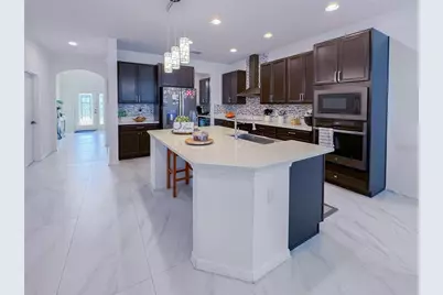 17142 Hickory Wind Drive, Clermont, FL 34711 - Photo 2