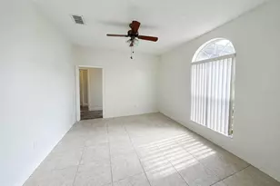 13535 Bluewater Cir, Orlando, FL 32828 - Photo 10