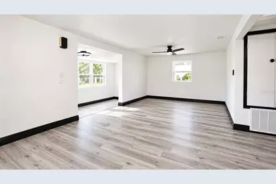334 W Beresford Road, Deland, FL 32720 - Photo 4