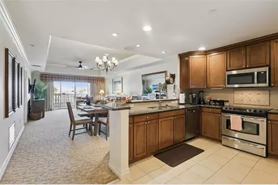 1100 Sunset View Cir #402, Reunion, FL 34747 - Photo 2