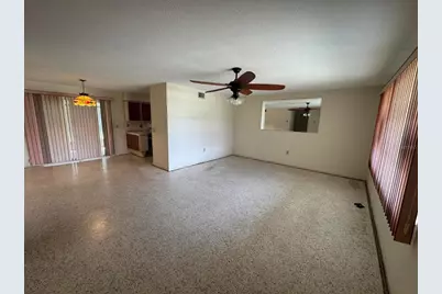 230 E Roberts Street, Orange City, FL 32763 - Photo 4