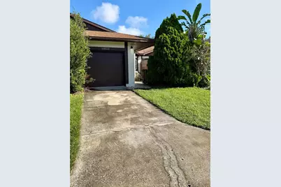 10023 Brightfield Court, Orlando, FL 32821 - Photo 2