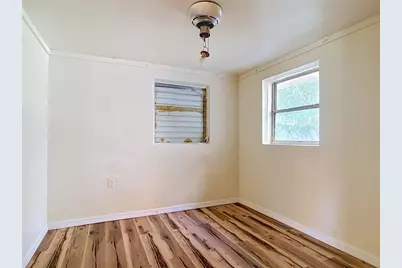318 S Massachusetts Avenue, Deland, FL 32724 - Photo 12