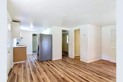 318 S Massachusetts Avenue, Deland, FL 32724 - Photo 6