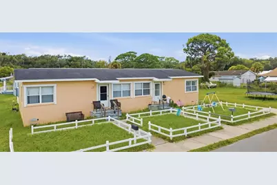 2410 Myrtle Avenue, Mims, FL 32754 - Photo 2