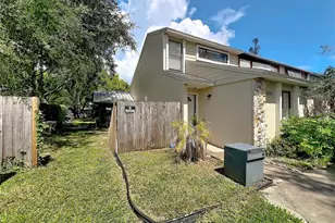 2832 Hunt Club Ln, Orlando, FL 32826 - Photo 50