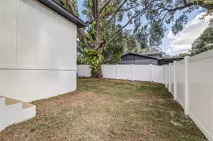 7907 N Greenwood Ave, Tampa, FL 33604 - Photo 26