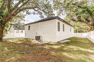 7907 N Greenwood Ave, Tampa, FL 33604 - Photo 54