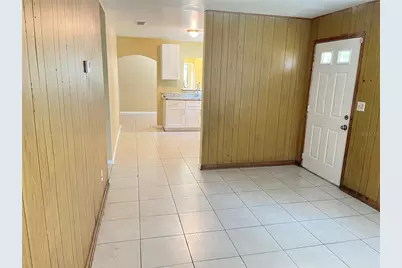 300 Campus View Drive, Orlando, FL 32810 - Photo 2