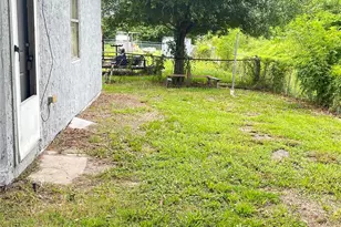 300 Campus View Dr, Orlando, FL 32810 - Photo 14