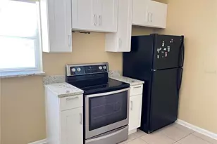 300 Campus View Dr, Orlando, FL 32810 - Photo 8