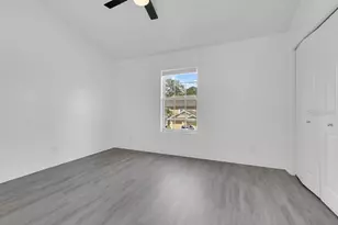 9811 Fan Palm Way, Tampa, FL 33610 - Photo 16
