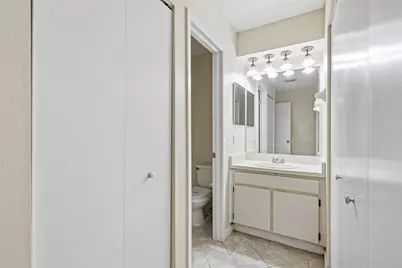 9006 Dixiana Villa Circle, Tampa, FL 33635 - Photo 26