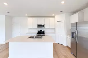 6221 Botticella Blvd, Winter Haven, FL 33884 - Photo 6