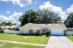 106 Red Rose Cir, Orlando, FL 32835 - Photo 1