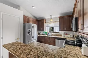 3110 Golden Rock Dr, Orlando, FL 32818 - Photo 12