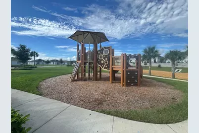 9448 Westside Hills Drive, Davenport, FL 33896 - Photo 8