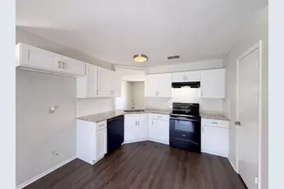 7704 Simon Ridge Court, Kissimmee, FL 34747 - Photo 6