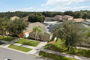 332 Scrub Jay Way, Davenport, FL 33896 - Photo 4
