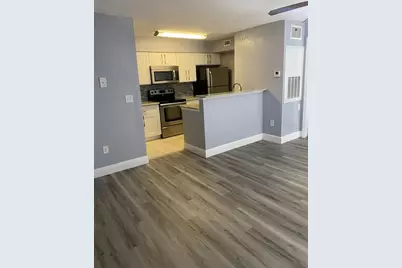 5124 Park Central Drive #513, Orlando, FL 32839 - Photo 6