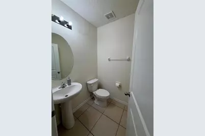 5513 Ashton Cove Court, Sarasota, FL 34233 - Photo 10