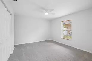 17718 Crystal Cove Pl, Lutz, FL 33548 - Photo 12