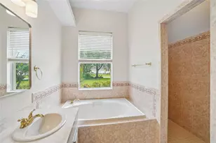 17718 Crystal Cove Pl, Lutz, FL 33548 - Photo 32