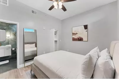 525 E Jackson Street #705, Orlando, FL 32801 - Photo 4