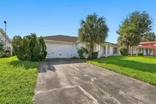 1147 Coretta Wy, Orlando, FL 32805 - Photo 2