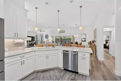 912 Hubbard Loop, The Villages, FL 32163 - Photo 12