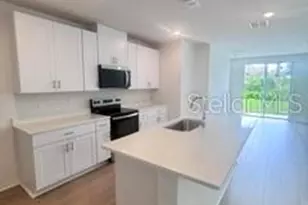 1469 Brekey Wy, Zephyrhills, FL 33541 - Photo 8