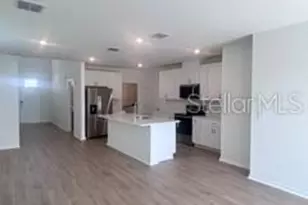 1469 Brekey Wy, Zephyrhills, FL 33541 - Photo 6