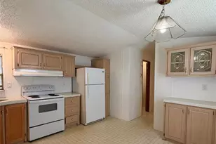 6 Bernie Hill Ct, Winter Haven, FL 33880 - Photo 2