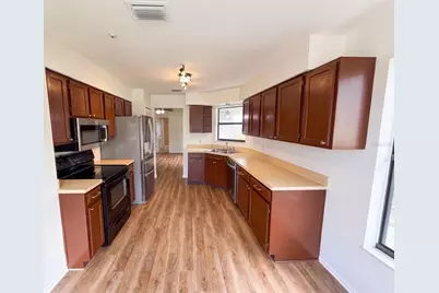10033 Creekwater Boulevard, Orlando, FL 32825 - Photo 2