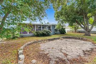 10525 Oleander Dr, Port Richey, FL 34668 - Photo 14