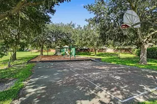 2102 Green Ash Ct, Winter Garden, FL 34787 - Photo 52