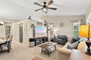 9338 Chandon Dr, Orlando, FL 32825 - Photo 2