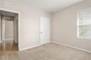 1112 Fox Path, Davenport, FL 33837 - Photo 4