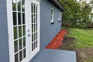 1810 E Carol Dr, Plant City, FL 33563 - Photo 24