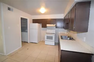 3916 Crayrich Cir, Orlando, FL 32839 - Photo 12
